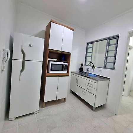 Appartement 01 Dorm Reformado C/Ar Cond, Wi-Fi, 1 Vaga, Enseada, Prox Ao Pao De Acucar à Guarujá Extérieur photo